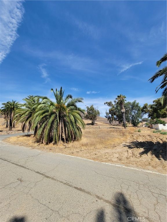 0 Shrier, Lake Elsinore, CA 92530 — exterior