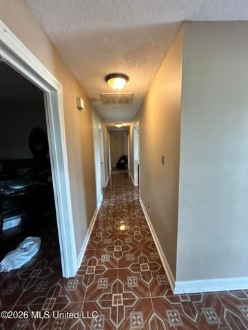 12150 Desoto Road, Olive Branch, MS 38654