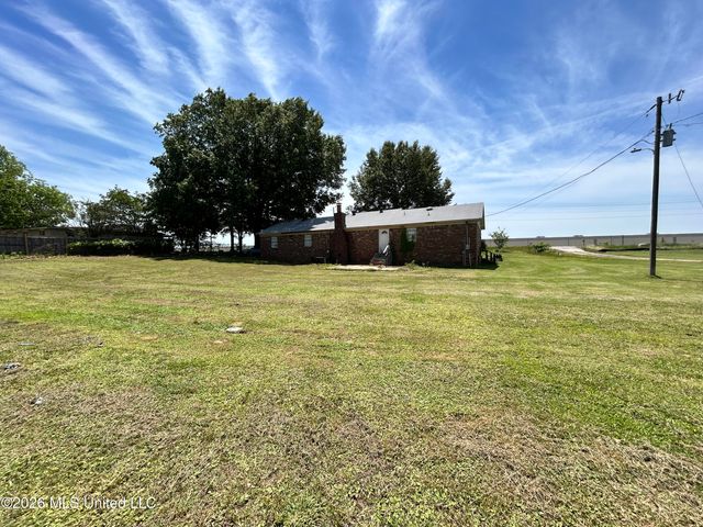 12150 Desoto Road, Olive Branch, MS 38654