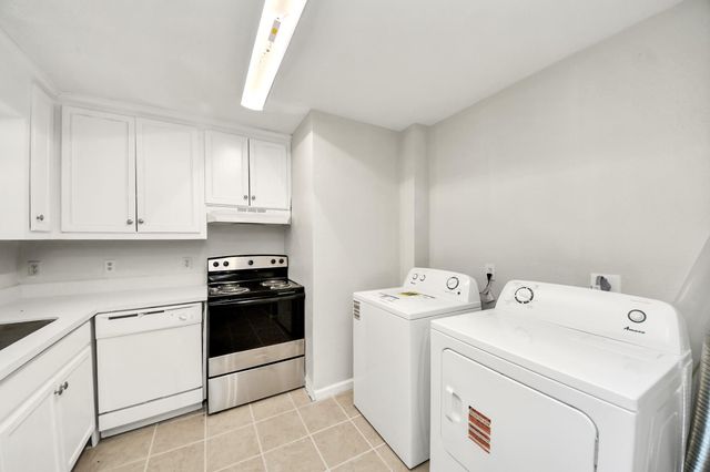 3910 Hoffman St 3, Houston, TX 77026