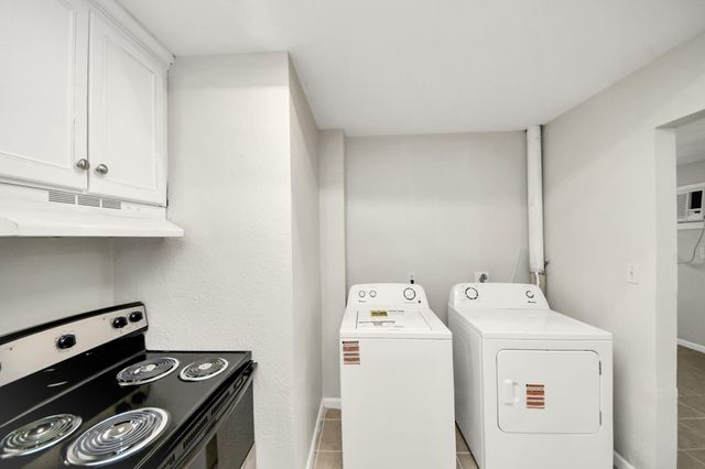 3910 Hoffman St 3, Houston, TX 77026
