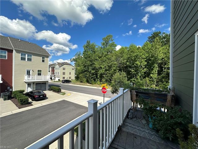 1738 Foremast LOOP, Chesapeake, VA 23323