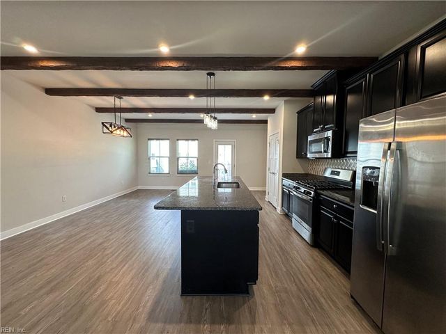 1738 Foremast LOOP, Chesapeake, VA 23323