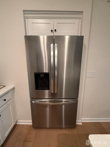 216 Lyla Lane, New Brunswick, NJ 08901