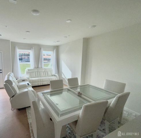 216 Lyla Lane, New Brunswick, NJ 08901