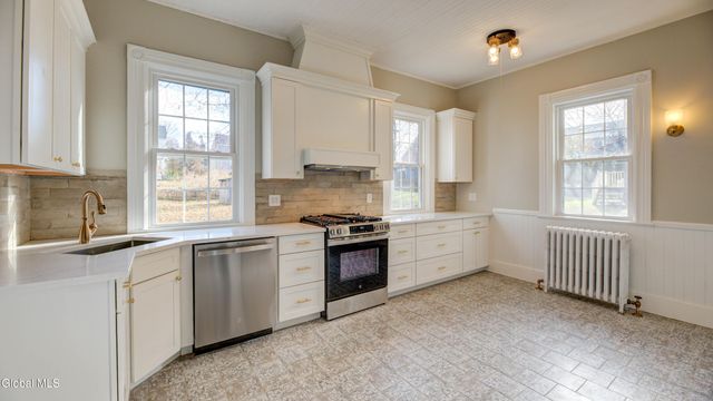 112 S Market Street, Johnstown, NY 12095