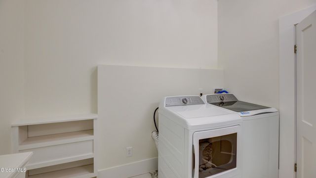 112 S Market Street, Johnstown, NY 12095