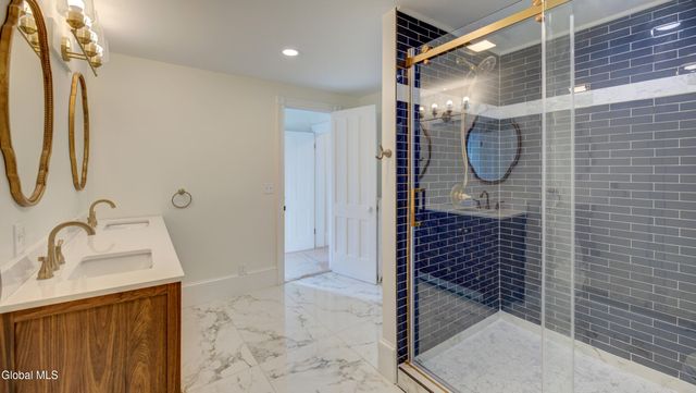 112 S Market Street, Johnstown, NY 12095