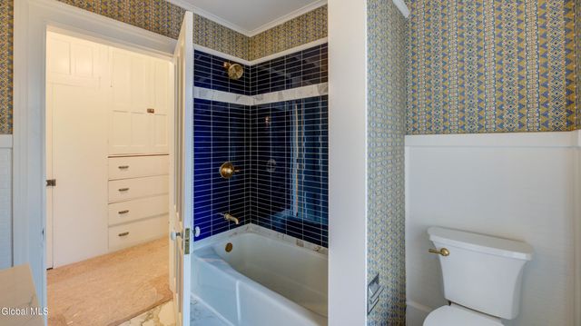 112 S Market Street, Johnstown, NY 12095