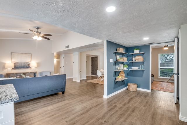 8510 Sikorski Lane, Dallas, TX 75228