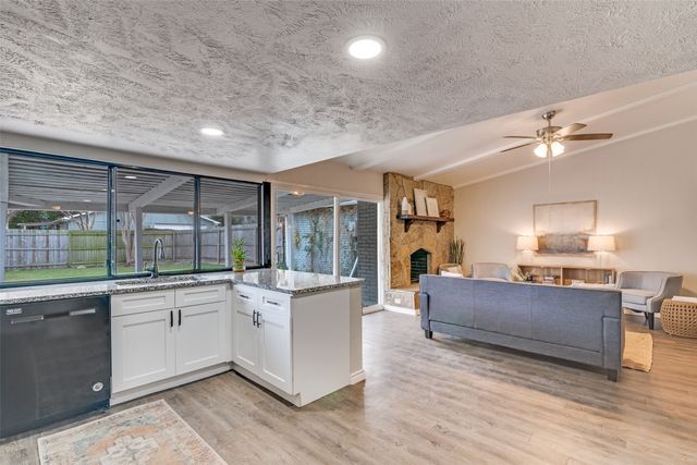 8510 Sikorski Lane, Dallas, TX 75228