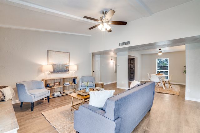 8510 Sikorski Lane, Dallas, TX 75228