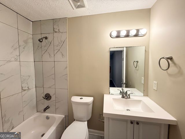 6403 CHARTER Way, Lithonia, GA 30058