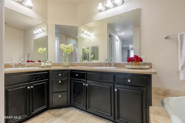 1160 Vista Canyon Lane 26, Newbury Park, CA 91320