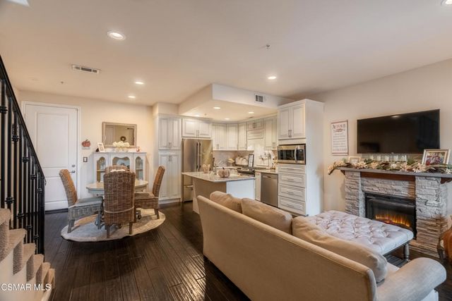 1160 Vista Canyon Lane 26, Newbury Park, CA 91320