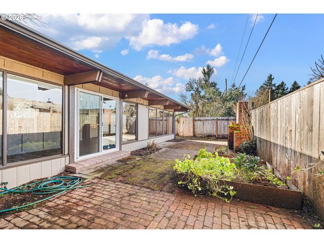 3025 BAILEY Ln, Eugene, OR 97401