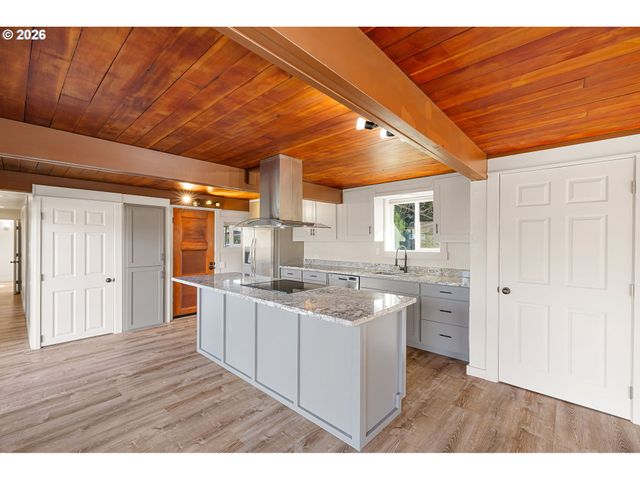 3025 BAILEY Ln, Eugene, OR 97401