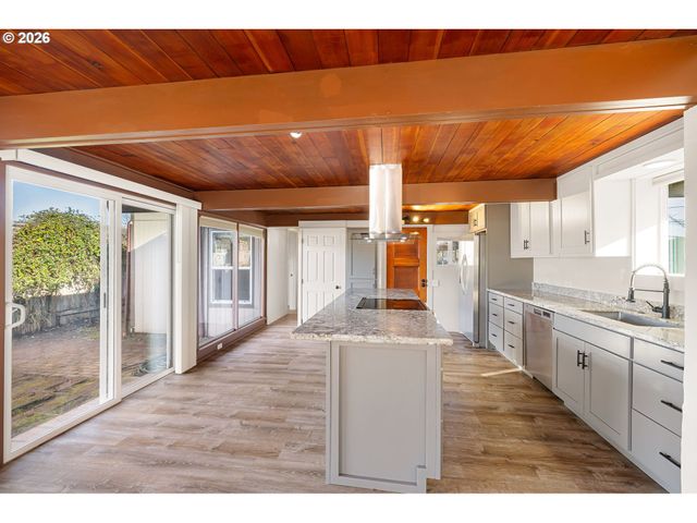 3025 BAILEY Ln, Eugene, OR 97401