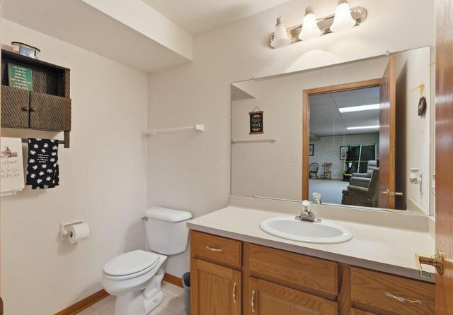 N80W17455 Robin CIRCLE, Menomonee Falls, WI 53051