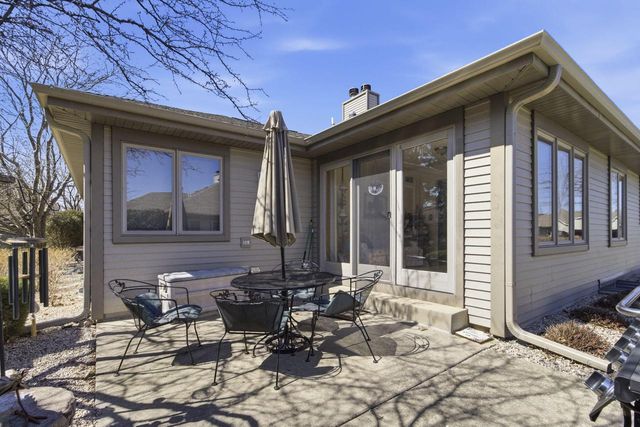 N80W17455 Robin CIRCLE, Menomonee Falls, WI 53051