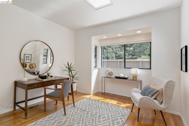 45 Schooner Hl, Oakland, CA 94618