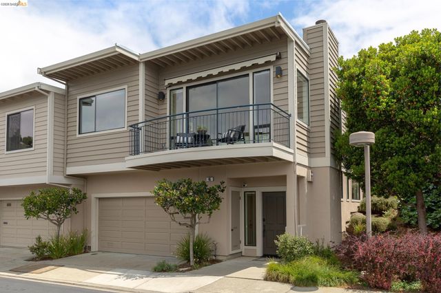 45 Schooner Hl, Oakland, CA 94618