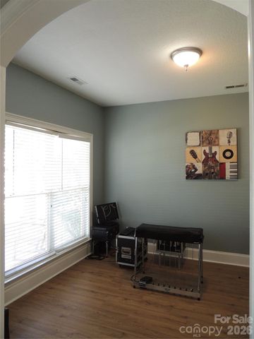 113 Ashton Woods Court, Mount Holly, NC 28120