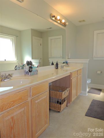 113 Ashton Woods Court, Mount Holly, NC 28120