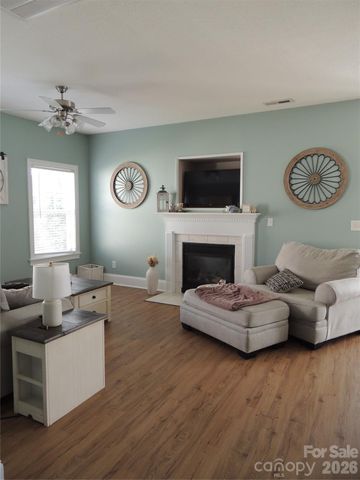 113 Ashton Woods Court, Mount Holly, NC 28120