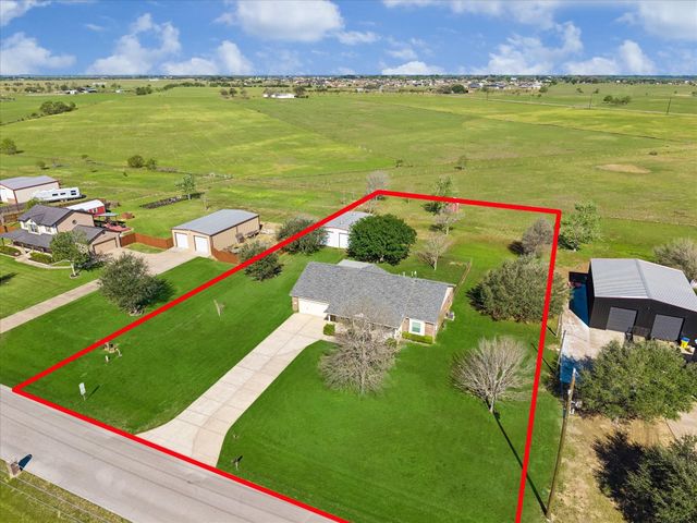2695 Settlers Way Drive, Sealy, TX 77474