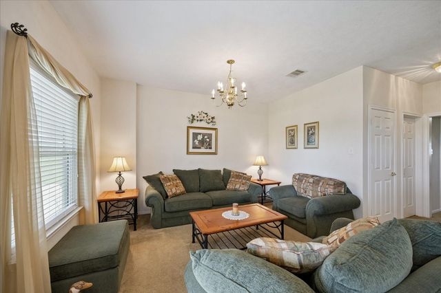 2695 Settlers Way Drive, Sealy, TX 77474
