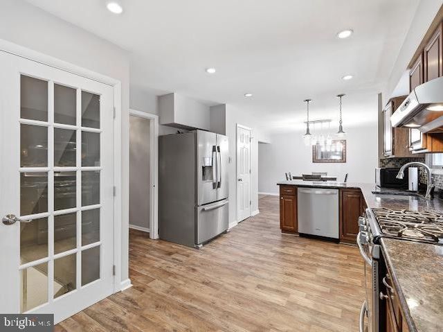 806 MARLBOROUGH AVE, Blackwood, NJ 08012