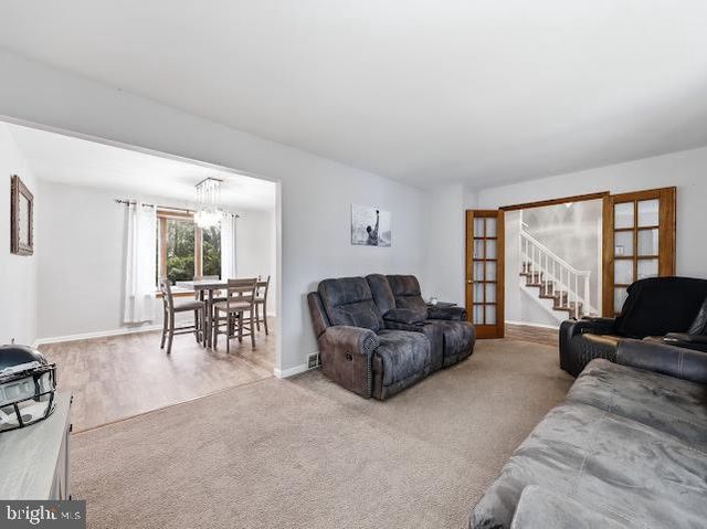 806 MARLBOROUGH AVE, Blackwood, NJ 08012