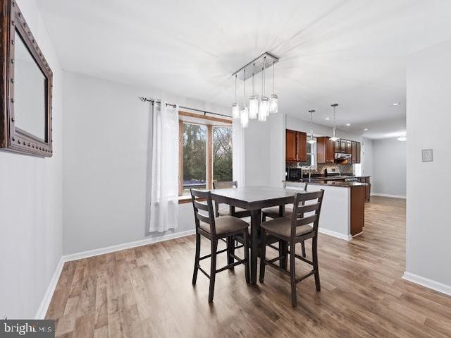 806 MARLBOROUGH AVE, Blackwood, NJ 08012