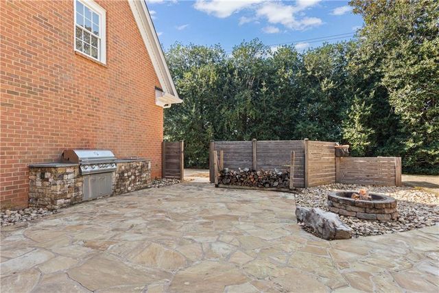 5000 Magnolia Bluff Drive, Atlanta, GA 30350