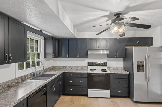 6342 Bell Haven Lane, Riverdale, GA 30296