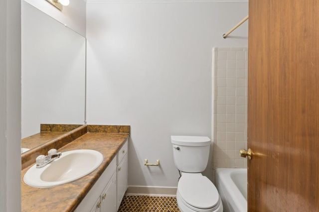 6342 Bell Haven Lane, Riverdale, GA 30296