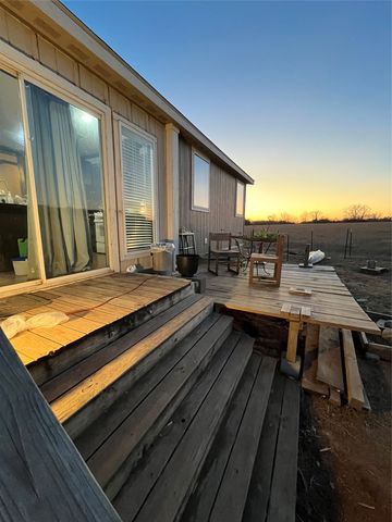 218 Bettinger Way, Gholson, TX 76705