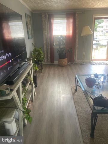 735 GRANT RD, Folcroft, PA 19032