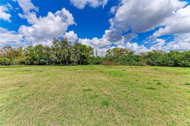 4609 44TH AVENUE E, Bradenton, FL 34203