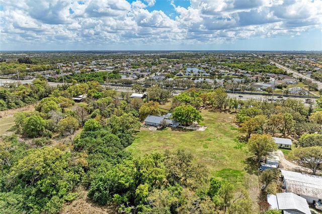 4609 44TH AVENUE E, Bradenton, FL 34203