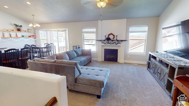 3809 E HOLLOW CREST DR, Eagle Mountain, UT 84005