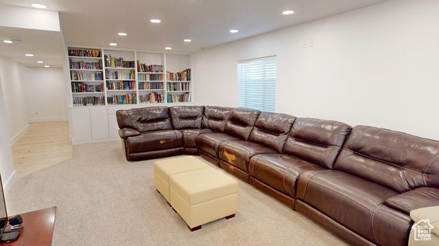 3809 E HOLLOW CREST DR, Eagle Mountain, UT 84005