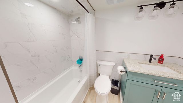 3809 E HOLLOW CREST DR, Eagle Mountain, UT 84005