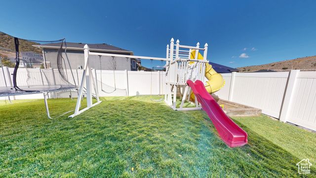 3809 E HOLLOW CREST DR, Eagle Mountain, UT 84005