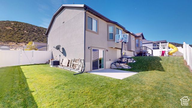 3809 E HOLLOW CREST DR, Eagle Mountain, UT 84005