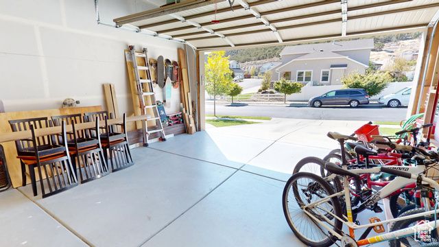 3809 E HOLLOW CREST DR, Eagle Mountain, UT 84005