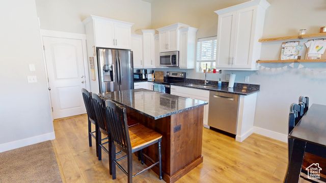 3809 E HOLLOW CREST DR, Eagle Mountain, UT 84005