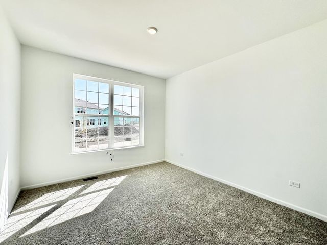 702 West Point Way, Oswego, IL 60543