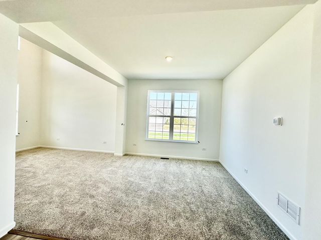 702 West Point Way, Oswego, IL 60543
